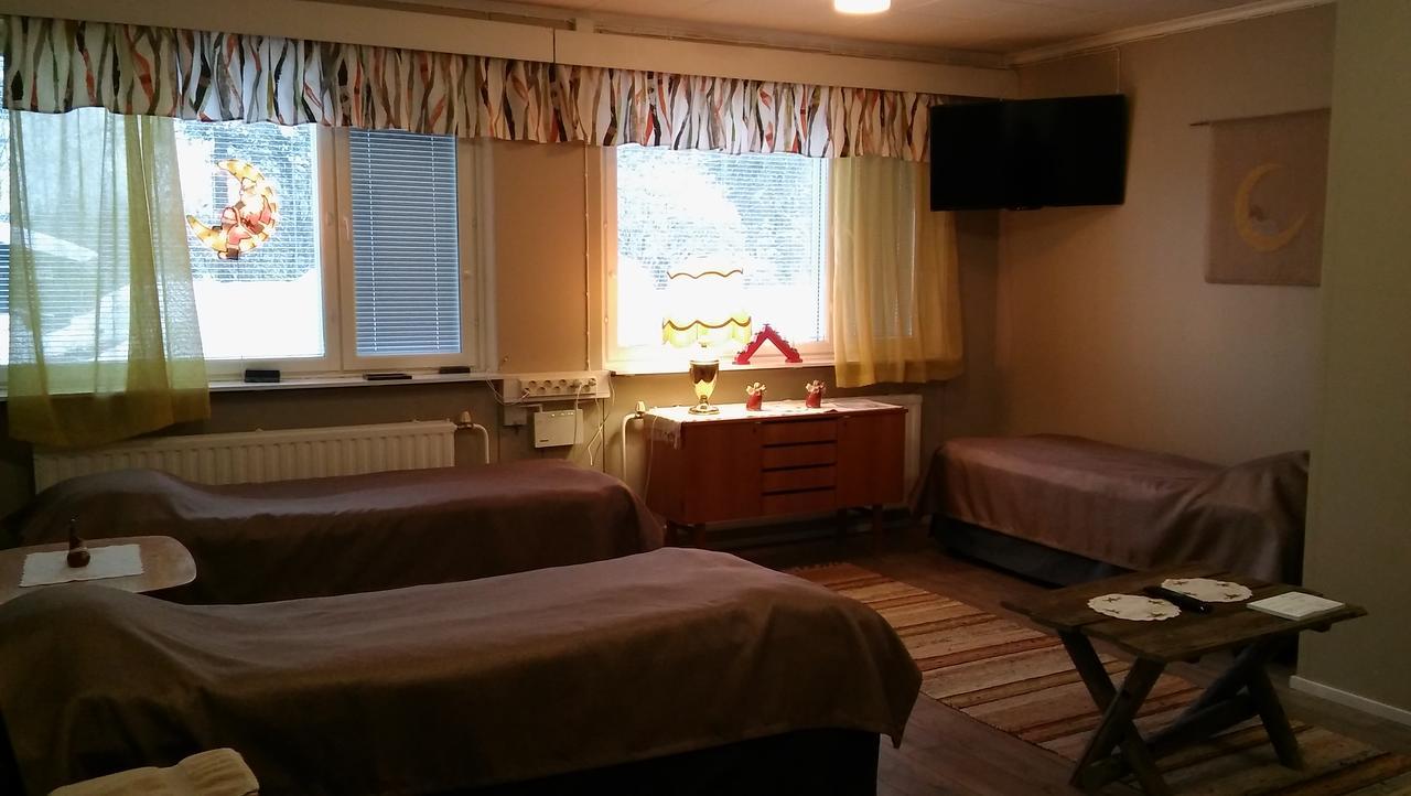 Kuutamo B&B Guesthouse 수오무살미 외부 사진